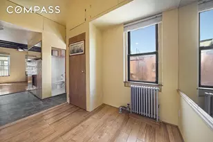 312 W 49th St, New York City, NY 10019 - Photo 2