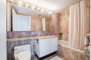 422 E 72nd St, New York City, NY 10021 - Photo 6