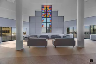 240 E 47th St, New York City, NY 10017 - Photo 14