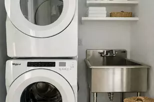 212 W 72nd St, New York City, NY 10023 - Photo 8