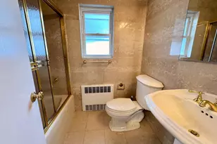 82-04 188th St, New York City, NY 11423 - Photo 12