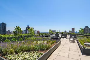 200 E 62nd St, New York City, NY 10065 - Photo 18