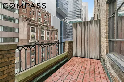 111 E 56th Street #1005, New York City, NY 10022 - Photo 2