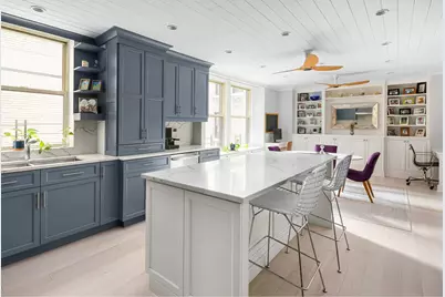 130 E 75th Street #5A, New York City, NY 10021 - Photo 2