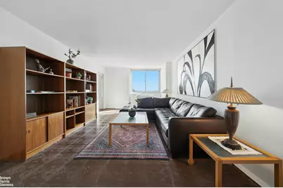 118-18 Union Turnpike #9B, New York City, NY 11415 - Photo 1