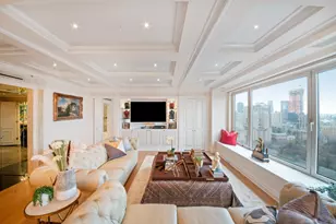 160 Central Park S, New York City, NY 10019 - Photo 2