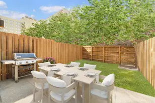 20 Vanderbilt Ave, New York City, NY 11205 - Photo 2