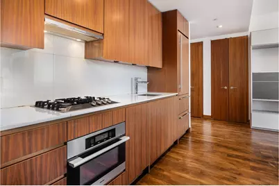 400 5th Avenue #43F, New York City, NY 10018 - Photo 4