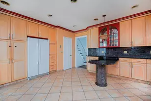 1963 E 27th St, New York City, NY 11229 - Photo 58