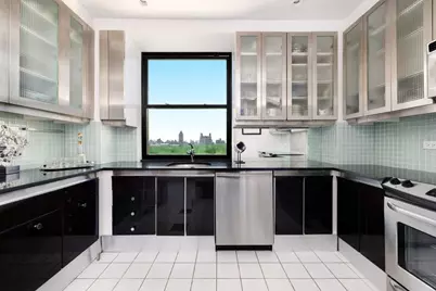 1010 Fifth Avenue #12F, New York City, NY 10028 - Photo 8