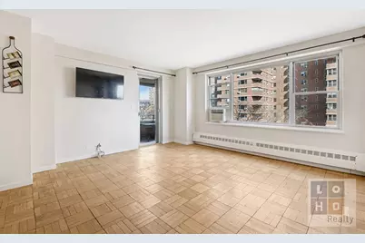 577 Grand Street #F504, New York City, NY 10002 - Photo 2
