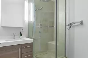 330 E 38th St, New York City, NY 10016 - Photo 10