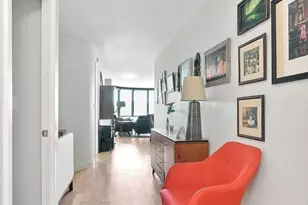 330 E 38th St, New York City, NY 10016 - Photo 4