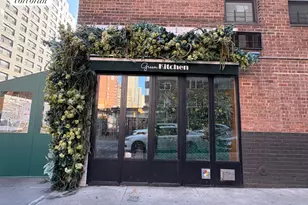 330 E 70th St, New York City, NY 10021 - Photo 12