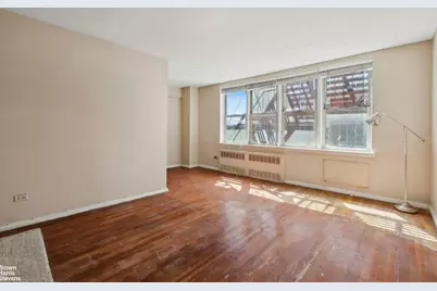 94-11 59th Avenue #D12, New York City, NY 11373 - Photo 2