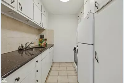 94-11 59th Avenue #D12, New York City, NY 11373 - Photo 4