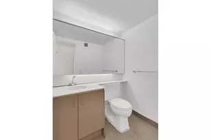 135 W 70th St, New York City, NY 10023 - Photo 14