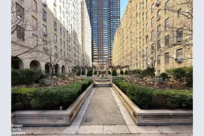 353 W 56th Street #11FG, New York City, NY 10019 - Photo 14