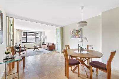 165 W 66th Street #6G, New York, NY 10023 - Photo 4