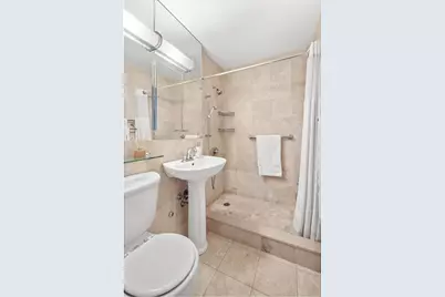 165 W 66th Street #6G, New York, NY 10023 - Photo 8