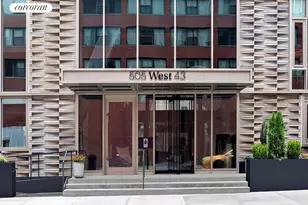 505 W 43rd St, New York City, NY 10036 - Photo 14