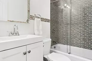 525 E 82nd St, New York City, NY 10028 - Photo 10