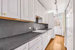 129 E 35th St, New York City, NY 10016 - Photo 18