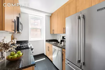 63 E 9th Street #6F, New York City, NY 10003 - Photo 4