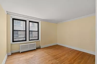 135 W 58th Street #1-C, New York City, NY 10019 - Photo 4