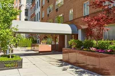 135 E 71st Street #9D, New York City, NY 10021 - Photo 8