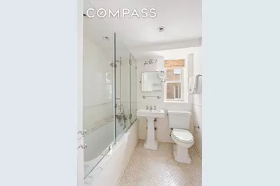 135 E 71st Street #9D, New York City, NY 10021 - Photo 6