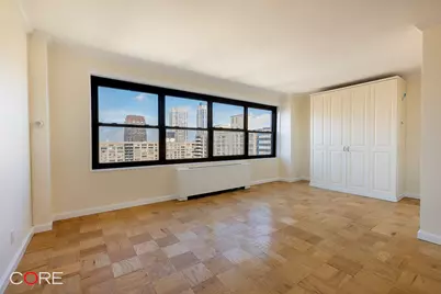 160 W End Avenue #28L, New York, NY 10023 - Photo 4