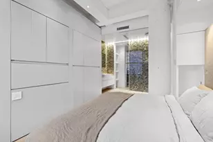 250 Mercer St, New York, NY 10012 - Photo 14