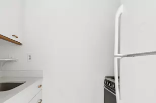 393 W 49th St, New York City, NY 10019 - Photo 4