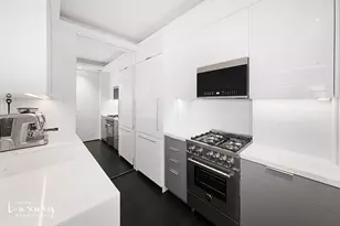 721 5th Ave, New York City, NY 10022 - Photo 6