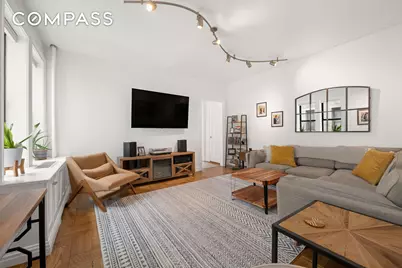 222 E 82nd Street #5E, New York City, NY 10028 - Photo 2