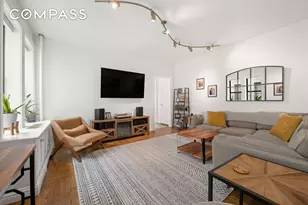 222 E 82nd St, New York City, NY 10028 - Photo 2