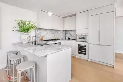 250 E 25th Street #PHC, New York City, NY 10010 - Photo 2