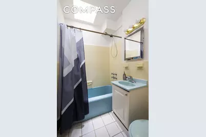 321 E 71st Street #5E, New York City, NY 10021 - Photo 4
