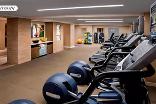 160 Central Park S, New York City, NY 10019 - Photo 22