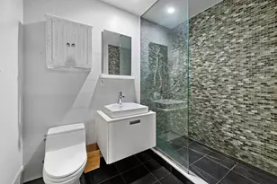 12 Monitor St, New York City, NY 11222 - Photo 8