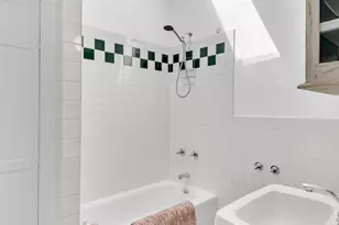 320 15th St, New York City, NY 11215 - Photo 10