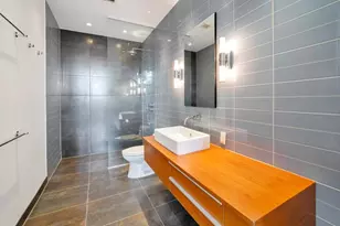 420 W 25th St, New York City, NY 10001 - Photo 8