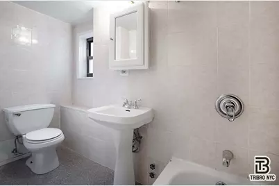 262 W 22nd Street #27, New York City, NY 10011 - Photo 4