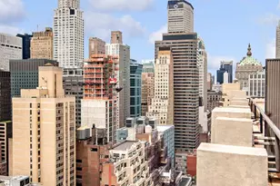 310 E 46th St, New York City, NY 10017 - Photo 12