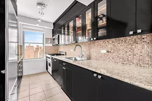 169 E 69th St, New York City, NY 10021 - Photo 4