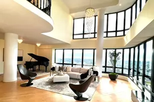 530 E 76th St, New York City, NY 10021 - Photo 4