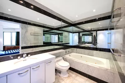 150 W 56th Street #5903, New York City, NY 10019 - Photo 4