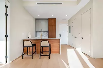 31-16 21st Street #3-A, New York City, NY 11106 - Photo 2