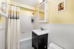 251 E 51st St, New York City, NY 10022 - Photo 6